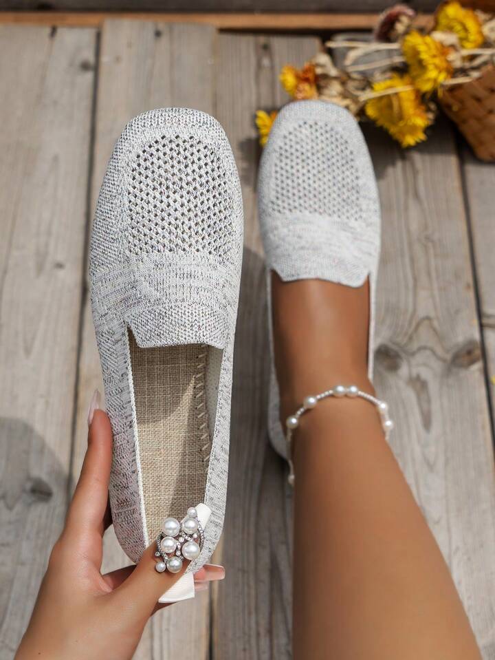 Women's orthopaedic slip-on sneakers with soft footbed, breathable mesh