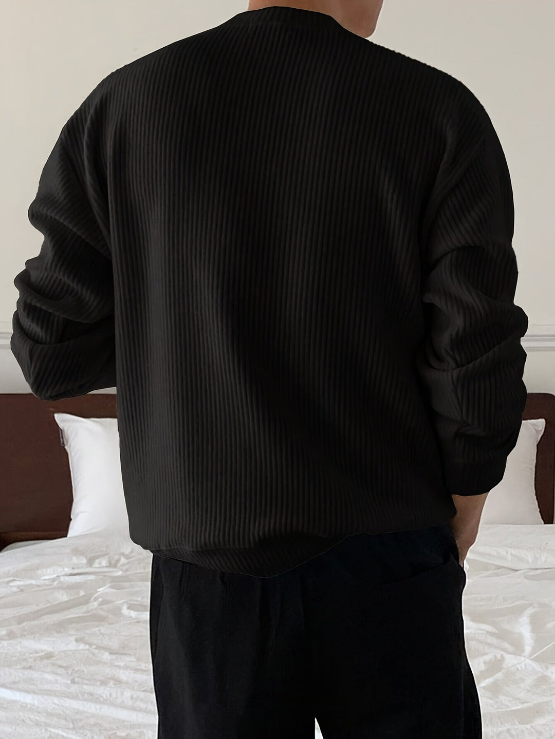 Men's Rib Knit Crew-Neck Sweater with Relaxed Fit