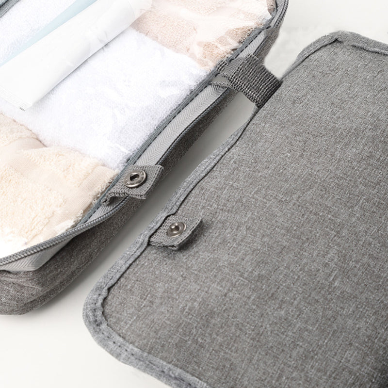 Travelique Travel Cosmetics Organizer | Compact and Waterproof | With 4 Compartments and 360° Hook | For Women and Men
