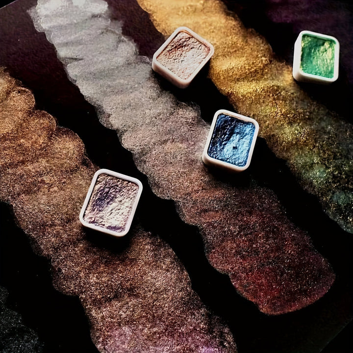 Pearlescent Watercolour Set – 20 Colours in Solid Form for Painting and Calligraphy