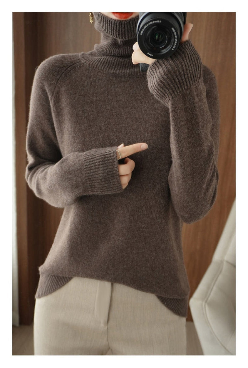 Women's Soft Polo Neck Sweater – Warm and Comfortable, Ideal for Autumn and Winter Outfits