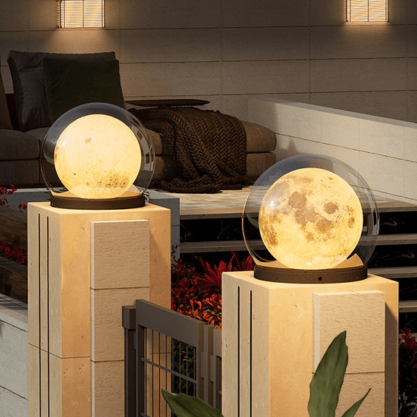 Modern Outdoor Lamp - Moon-Shaped Design