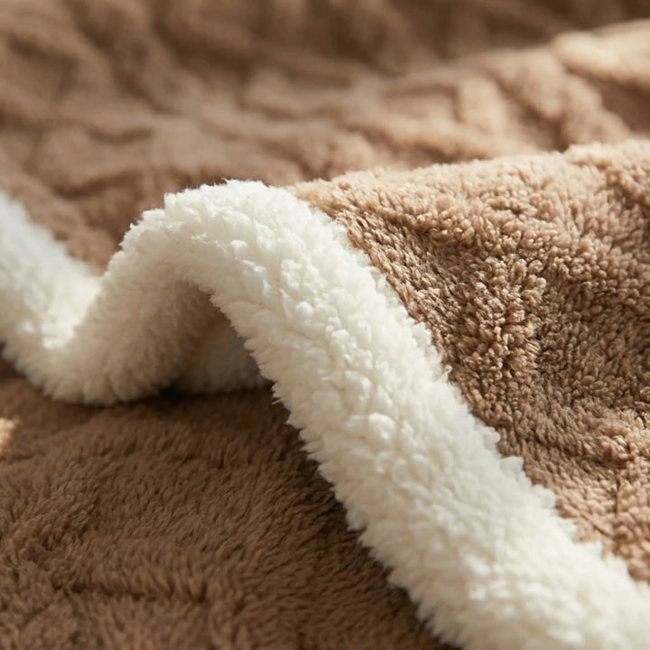 Reversible Textured Winter Blanket – Warmlio