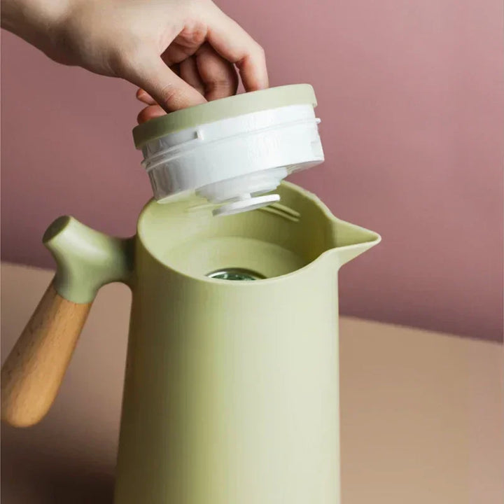 Stylish Thermos Flask with Long-Lasting Heat & Cold Insulation – NordicTherm