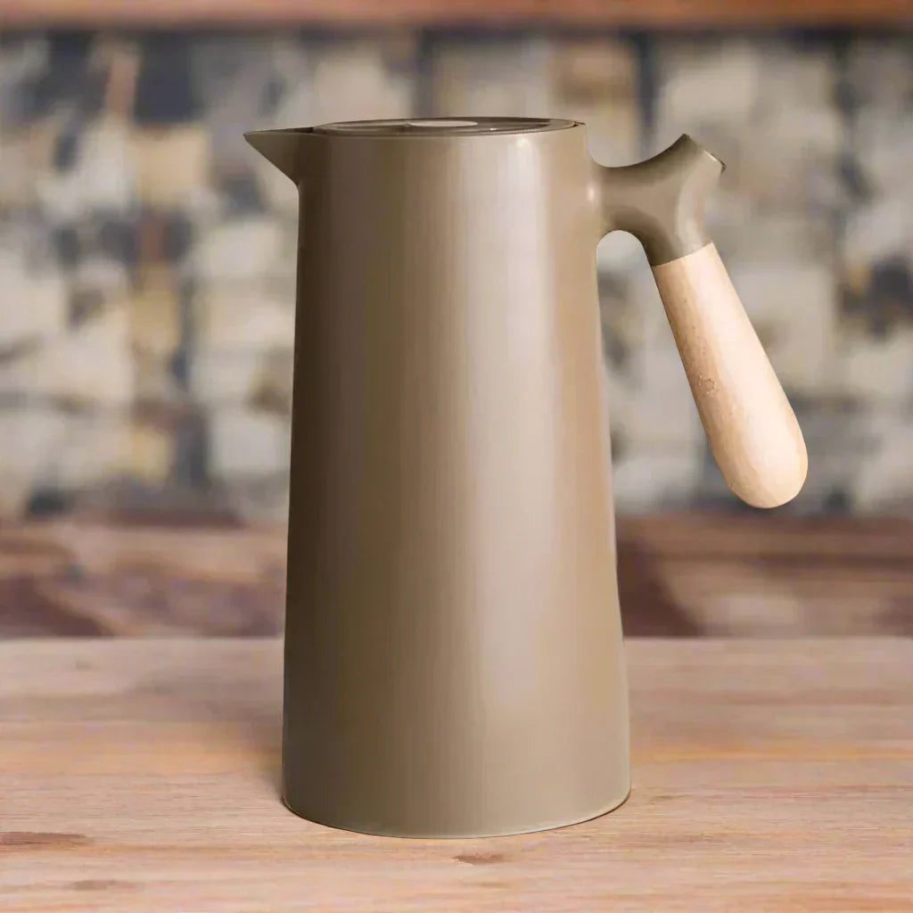 Stylish Thermos Flask with Long-Lasting Heat & Cold Insulation – NordicTherm
