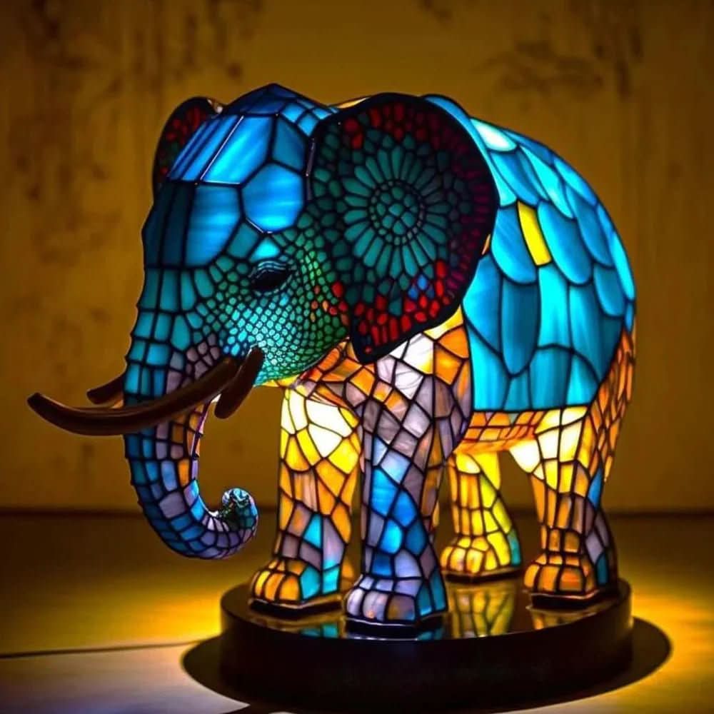 VITRAFAUNA – Artistic Animal Lamp for an Elegant Living Atmosphere