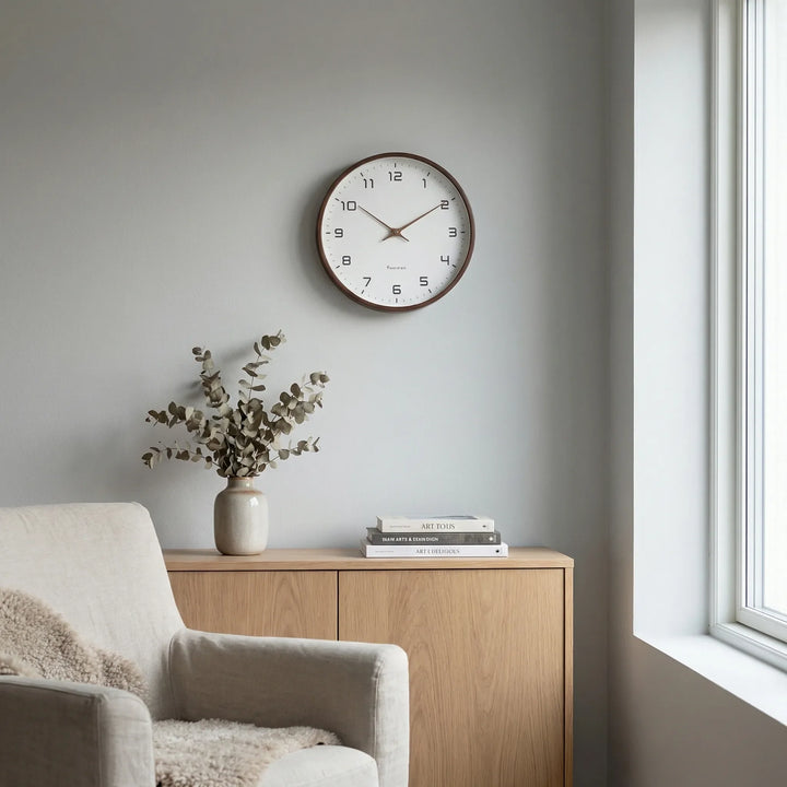 Lunvik - Round Minimalist Scandinavian Wall Clock