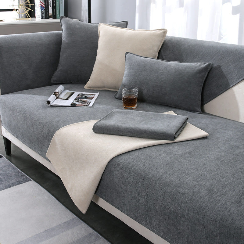 Anti-Slip Sofa Cover Pet-Friendly and Scratch-Resistant