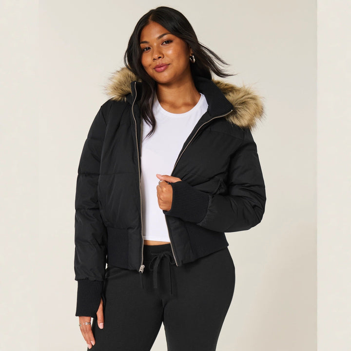 Women's Quilted Short Coat – Detachable Hood, Warm and Suitable for Winter