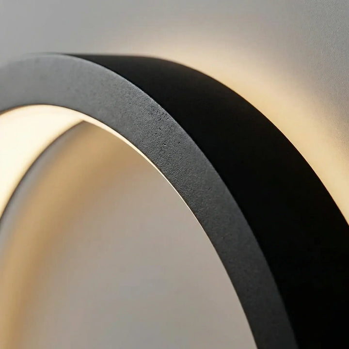 Scandinavian Round LED Wall Light - Halovo