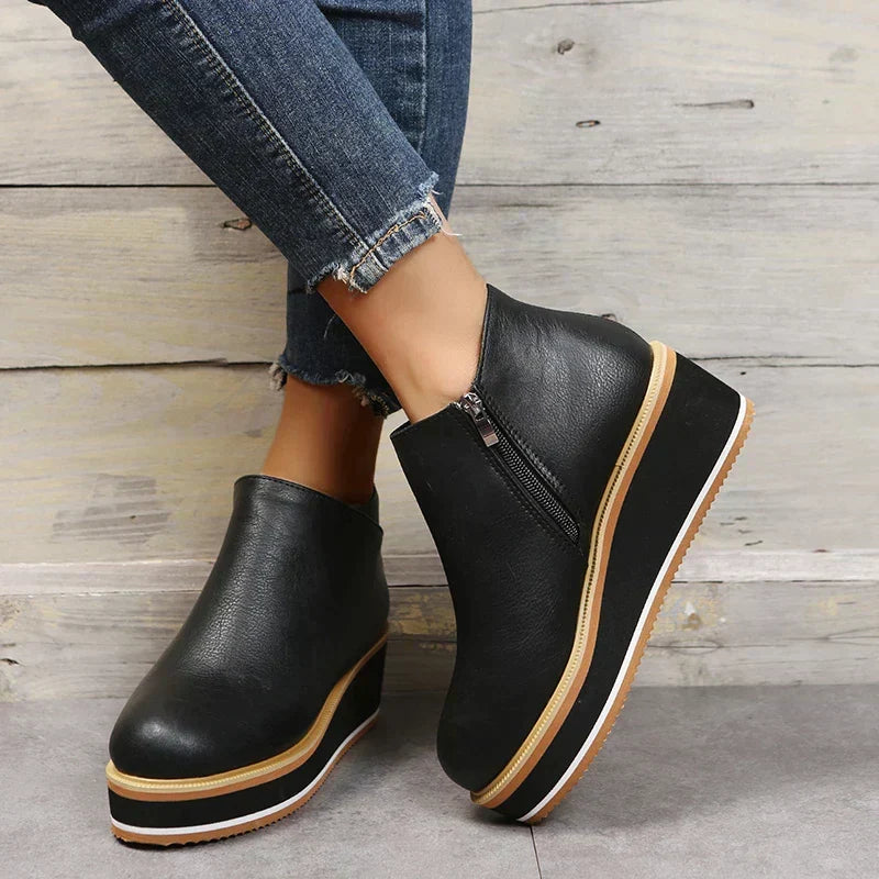 Stylish Autumn Wedge-Heel Boot – Mila