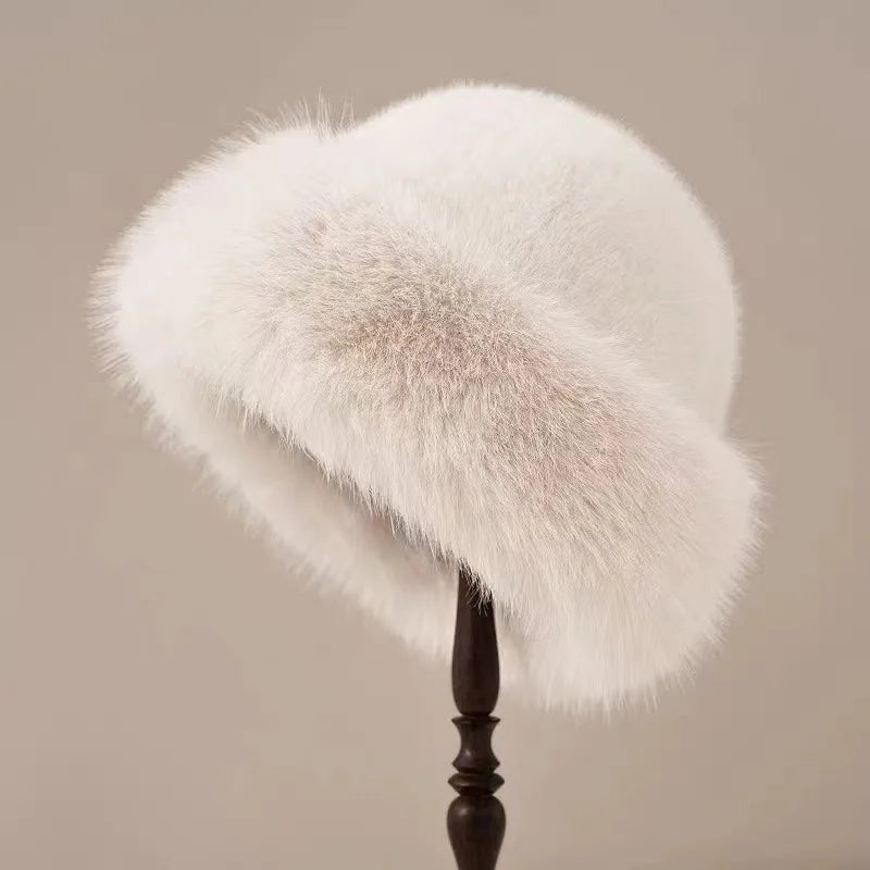 Faux Fur Women's Hat with Luxury Finish – Warm and Fashionable Winter Headwear