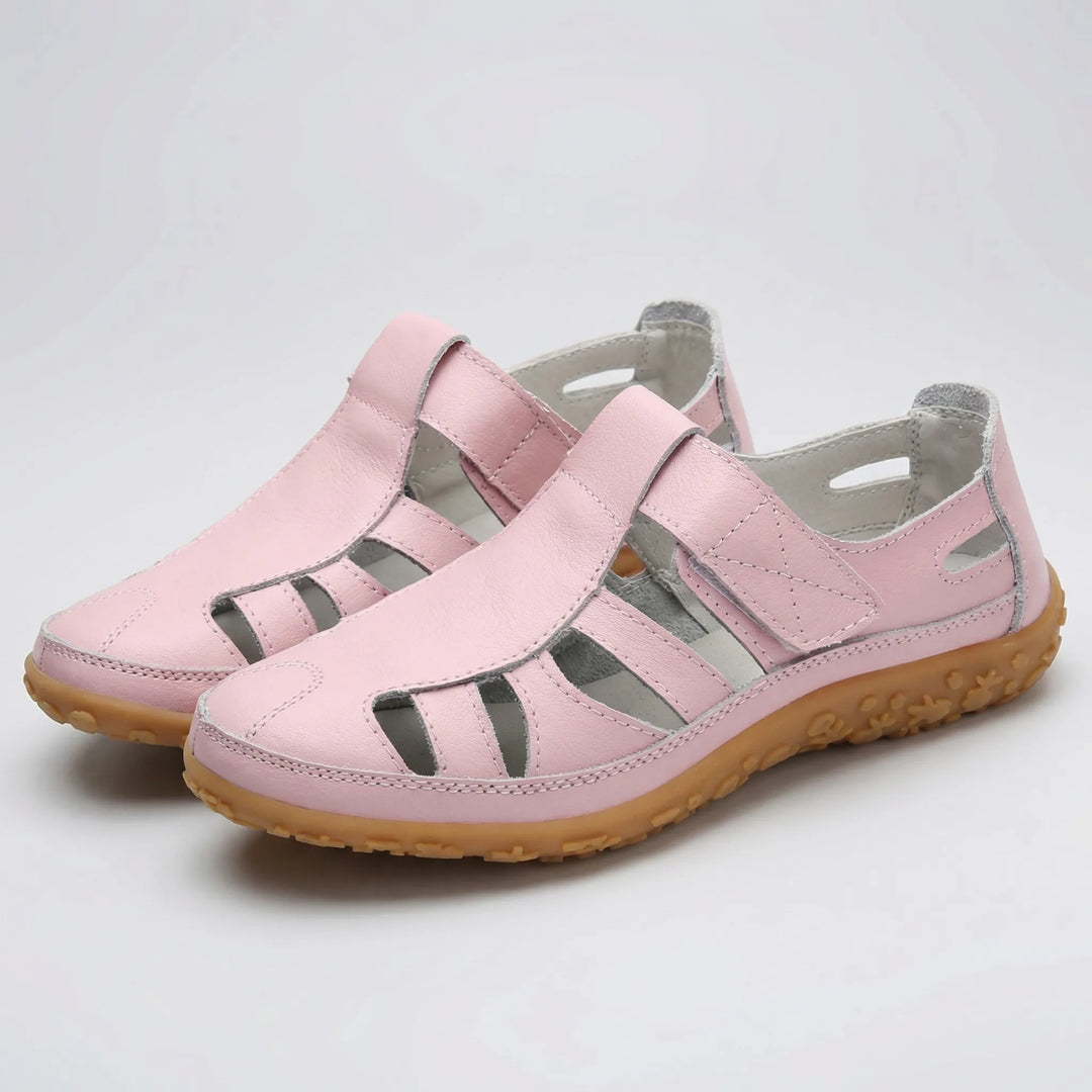 Stridelle - Closed-Toe Arch Support Sandal