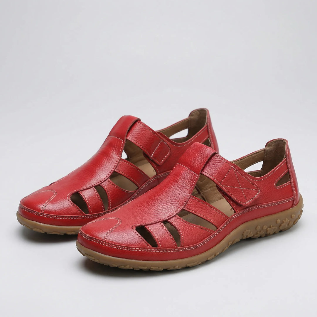 Stridelle - Closed-Toe Arch Support Sandal
