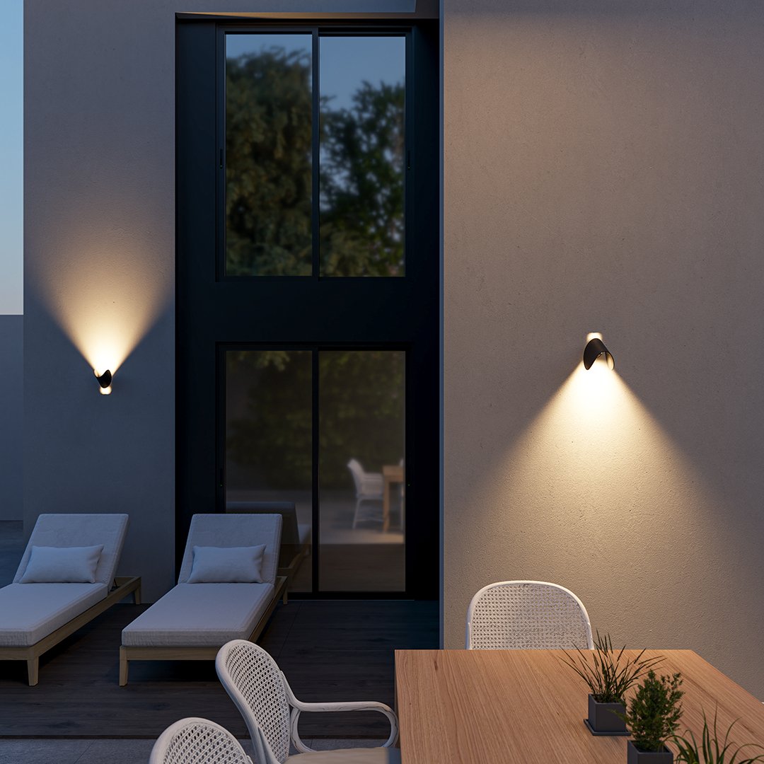 Adjustable LED Wall Lamp with Half-Moon Design | Modern Design for Indoor and Outdoor Use