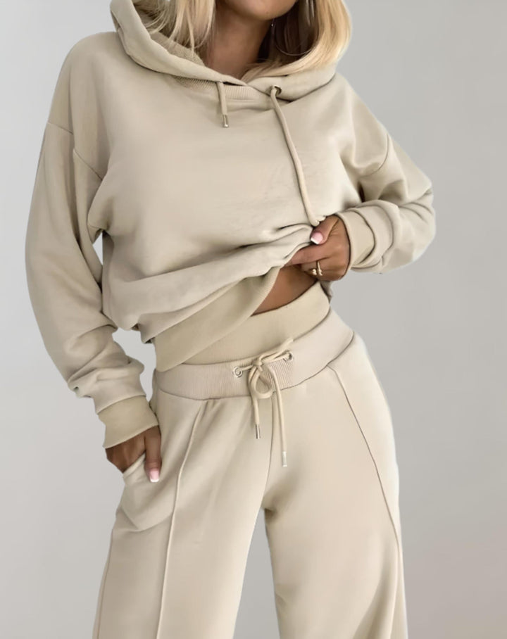 Cléo - Comfortable Two-Piece Hooded Set with Wide-Leg Pants