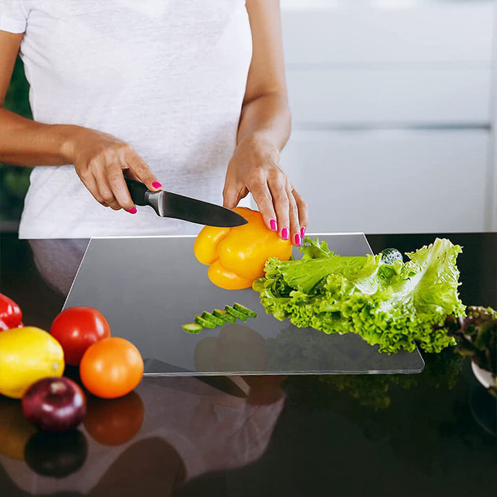 Stylish and Safe: Non-Slip Chopping Board - GlassEdge