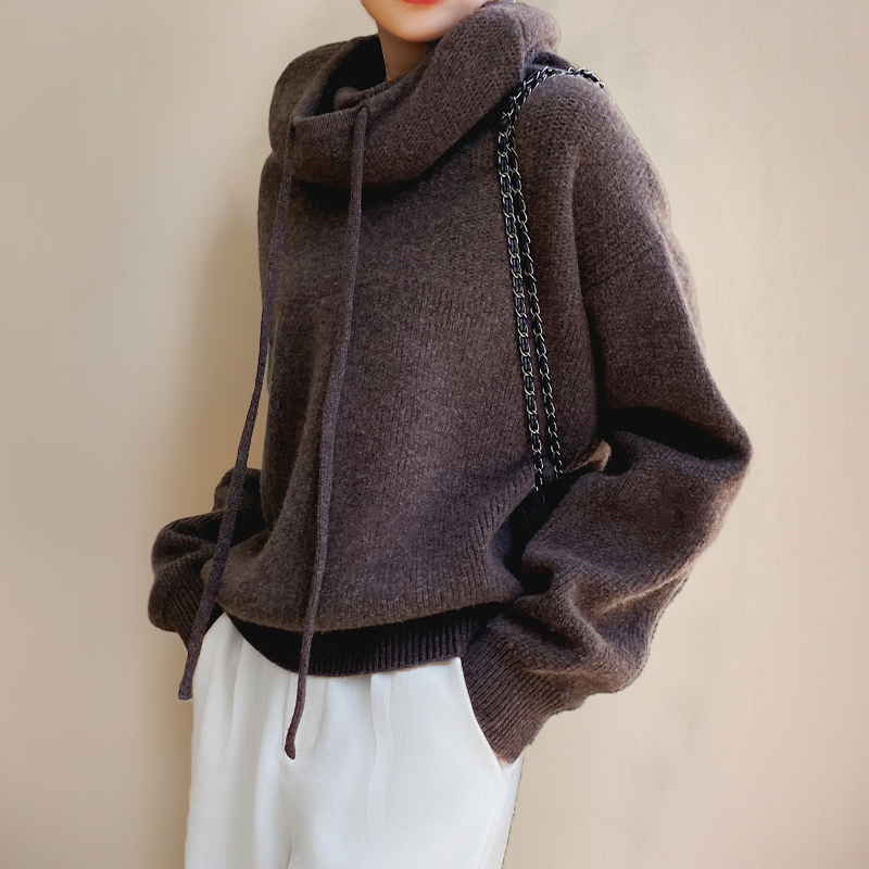 Merino Wool Polo-Neck Sweater – Amira Autumn Edition