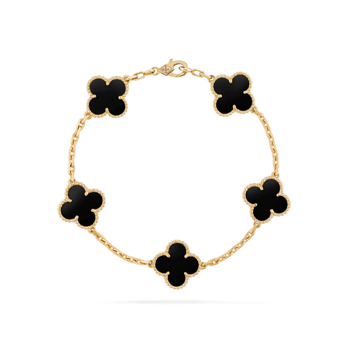 Wool Four-Leaf Clover Charm Bracelet - Elegant Accessory for Luck