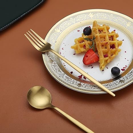 Minimalist Cutlery for Modern Tables - PureSet