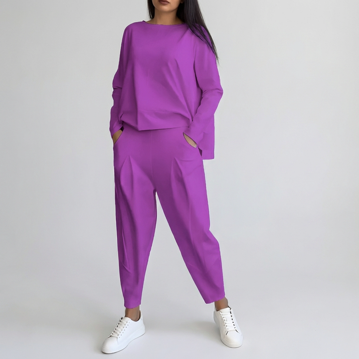 Two-Piece Leisure Suit with Round Neck and Long Sleeves