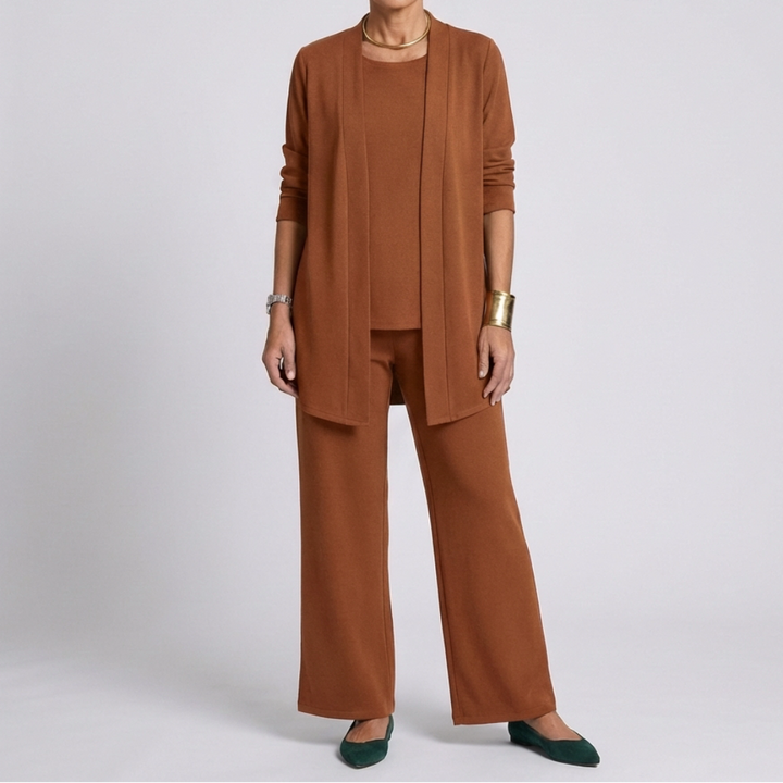 Elegant Three-Piece Pantsuit for Women