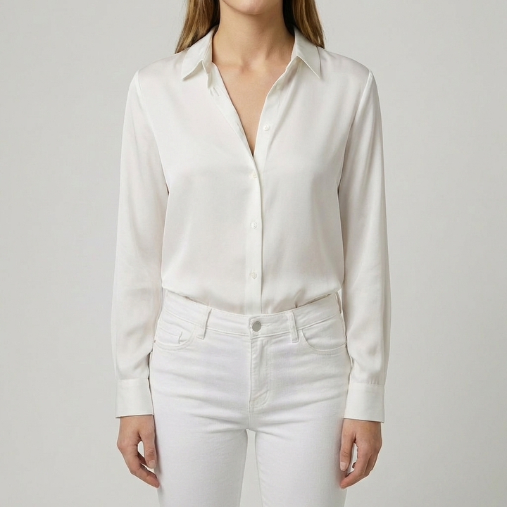 Women’s Button Up Blouse with Collared Neckline