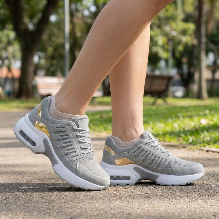 Wide-Fit Low-Top Casual Sneaker