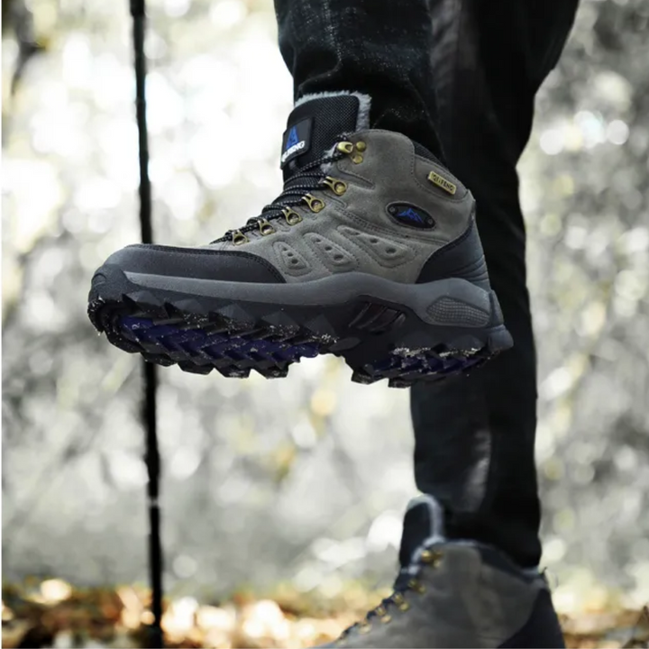 Sturdy, Versatile Hiking Boots - Expedition Trek