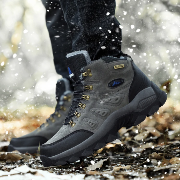 Sturdy, Versatile Hiking Boots - Expedition Trek