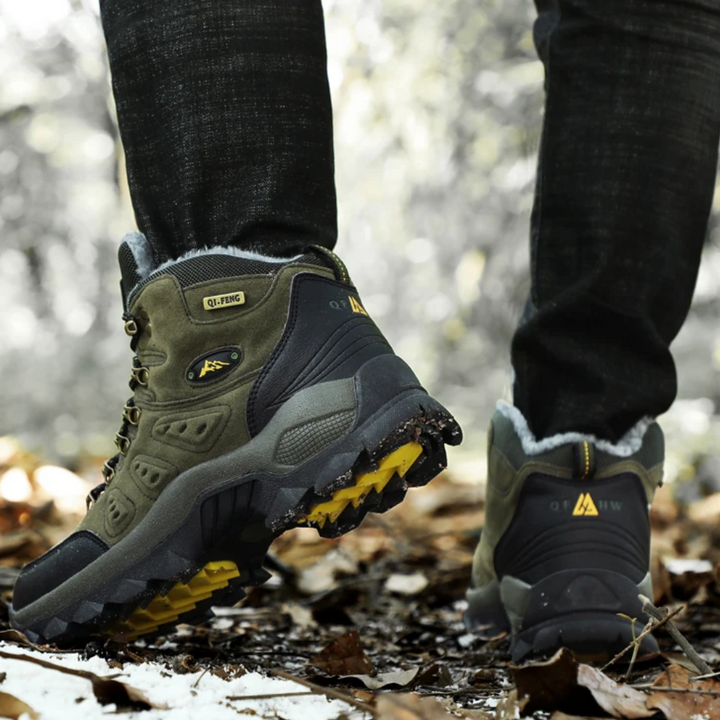 Sturdy, Versatile Hiking Boots - Expedition Trek