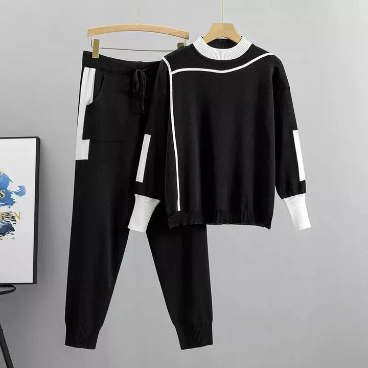 Women's knit colour-block tracksuit with mock-neck and tapered-leg pants