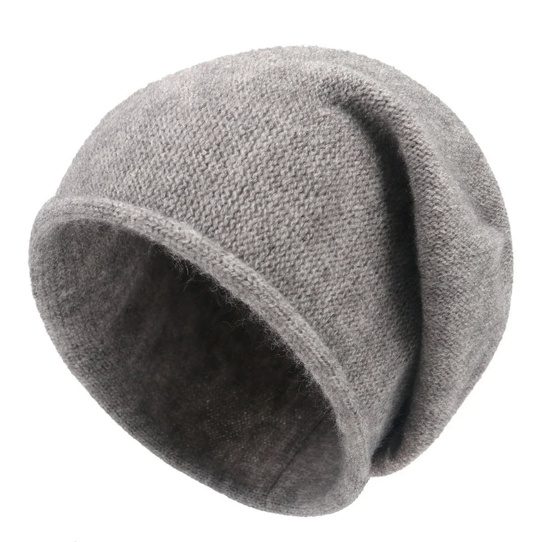 Women's soft casual relaxed-fit knit beanie with slouchy design