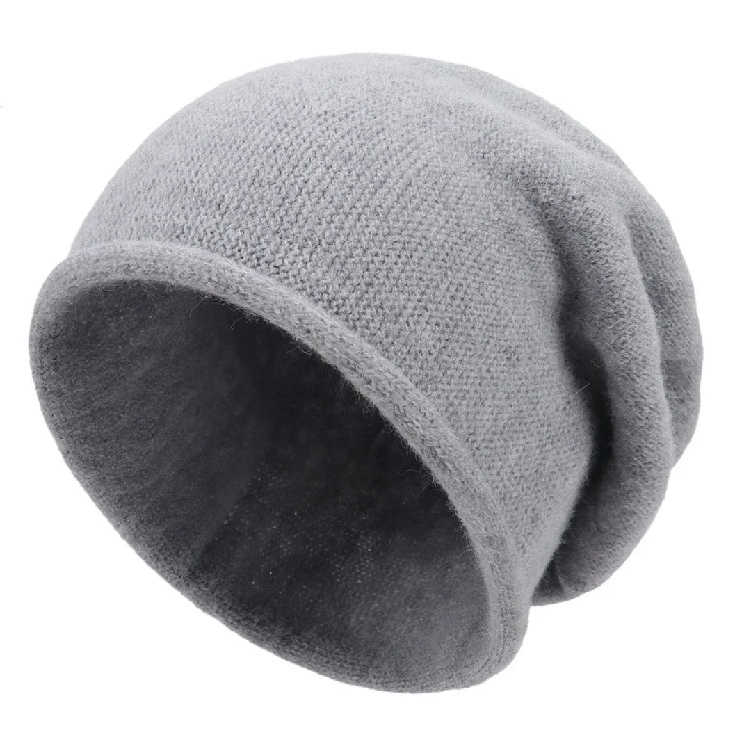 Women's soft casual relaxed-fit knit beanie with slouchy design